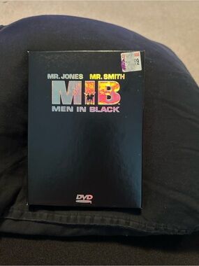 Milano Black Glossy DVD Box
